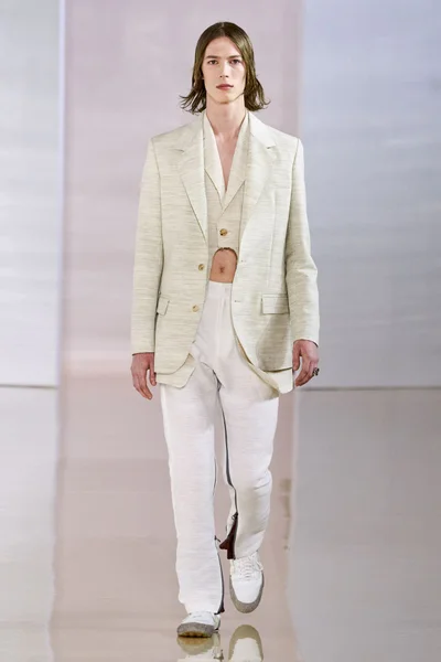 Look 31